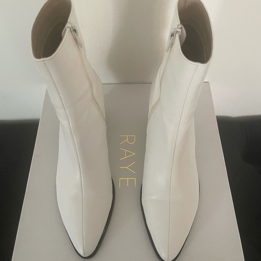 RAYE Landon White Boot